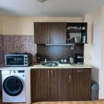 Апартамент Stylish 2bd With Panoramic Mountain View By Flat Mаnager